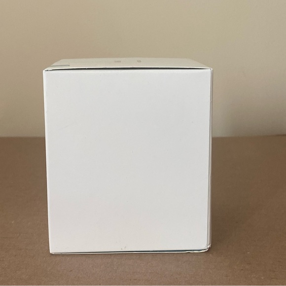 Studio OH! Signature Collection Epiphany 7.5 oz Scented Candle - Picture 7 of 8